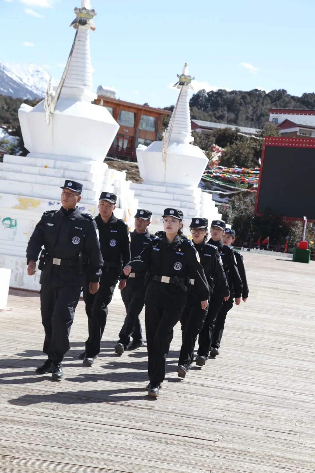 1708418394093019191.jpg 1.jpg