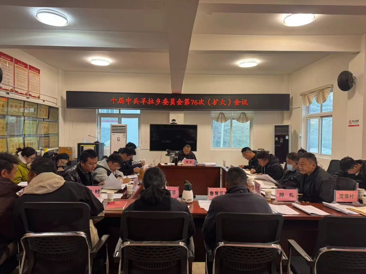 1764225754989050658.jpg abb77809e78b37616c97ebf33be21d70.jpg