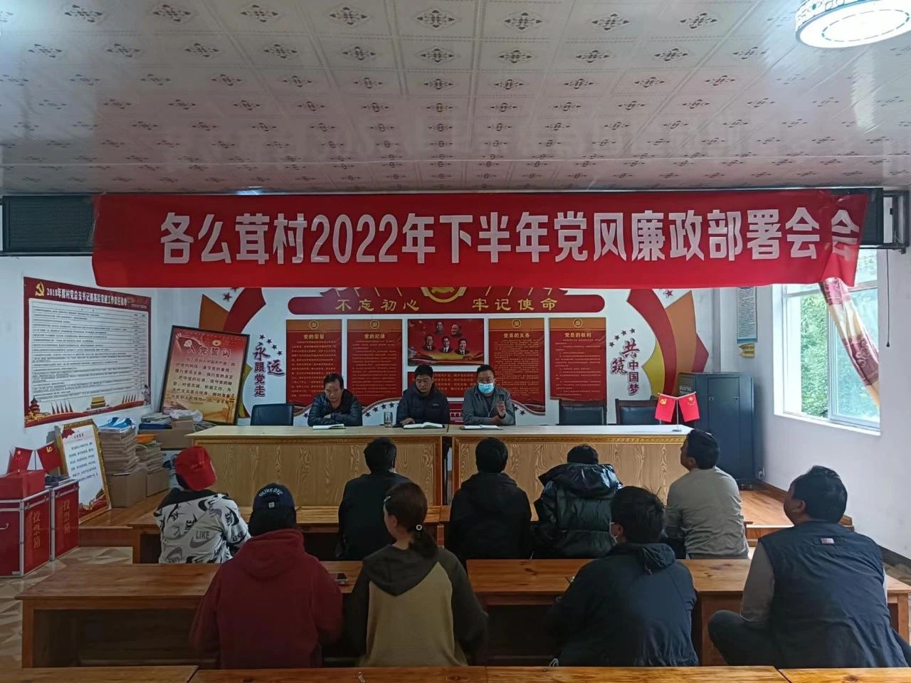 426c1ada96cff46be42d67a7f76f4122.jpg
