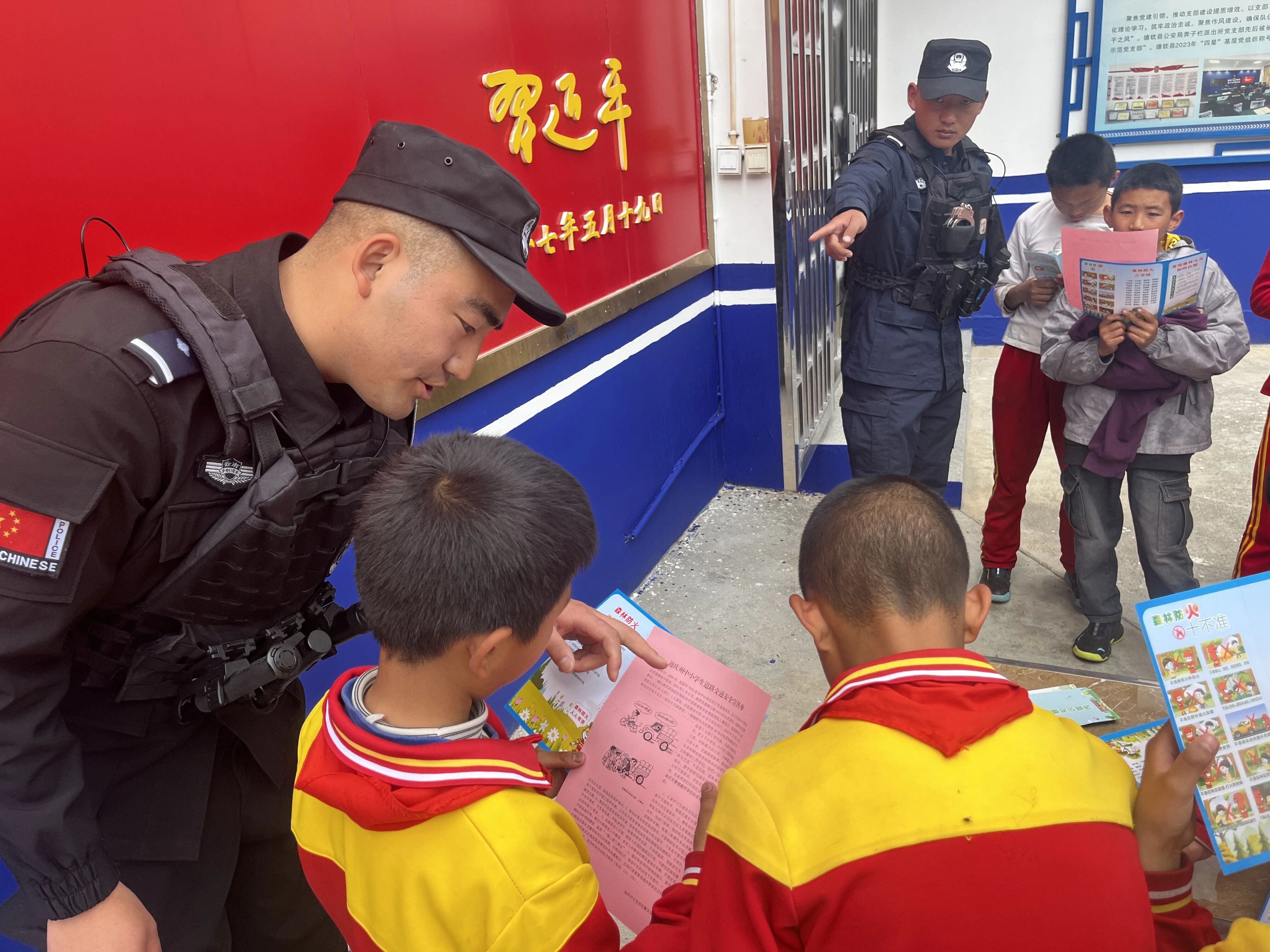 1787277693882092918.jpg